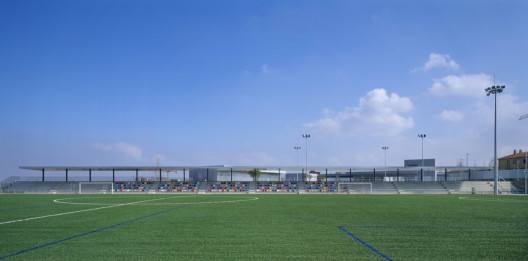 Facilities for Children and Youth Activities “La Camisera” / Cerrejon Arquitectos with Magén Architects Studio (3)