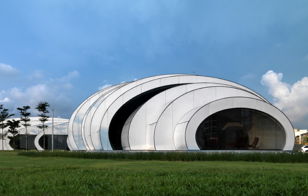 The POD / Hijjas Kasturi Associates Sdn with Studio Nicoletti Associati