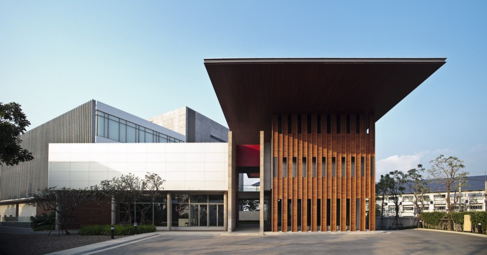 Royal Archive Center / Architects 49