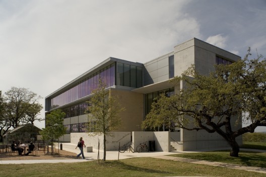 Fleck Hall / Andersson Wise Architects (1)