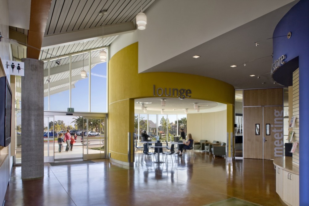 Valley-Hi North Laguna Library / Noll + Tam Architects