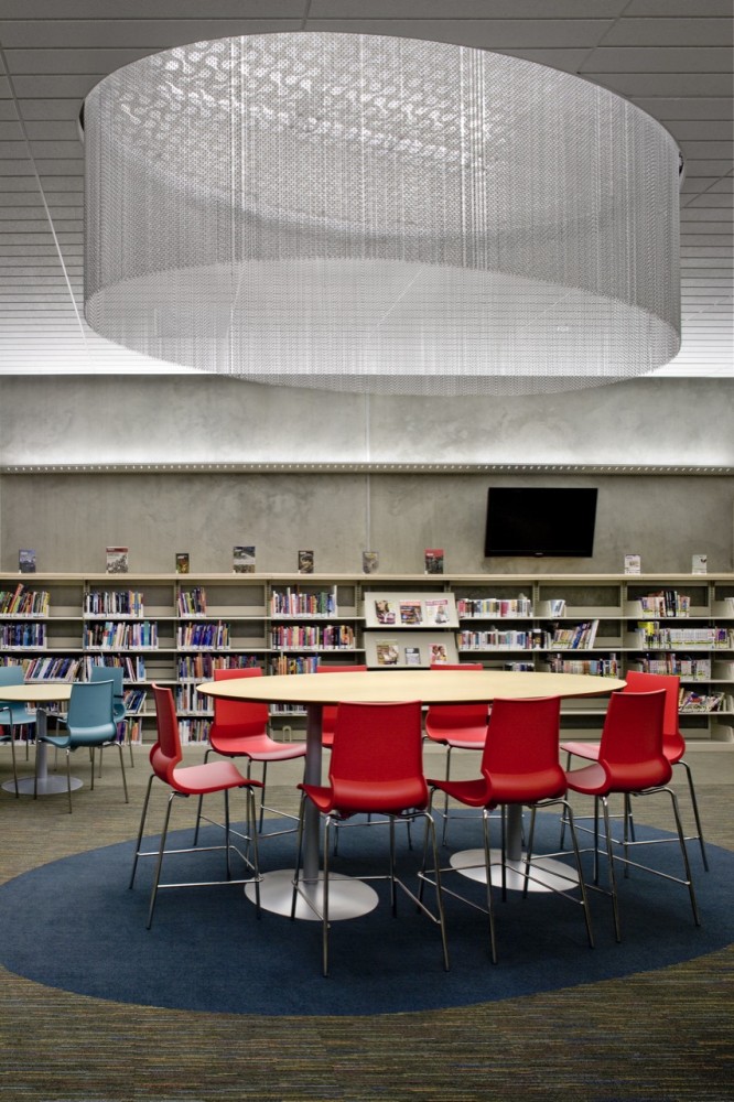 Valley-Hi North Laguna Library / Noll + Tam Architects