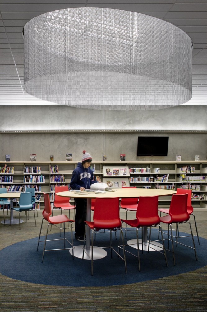 Valley-Hi North Laguna Library / Noll + Tam Architects