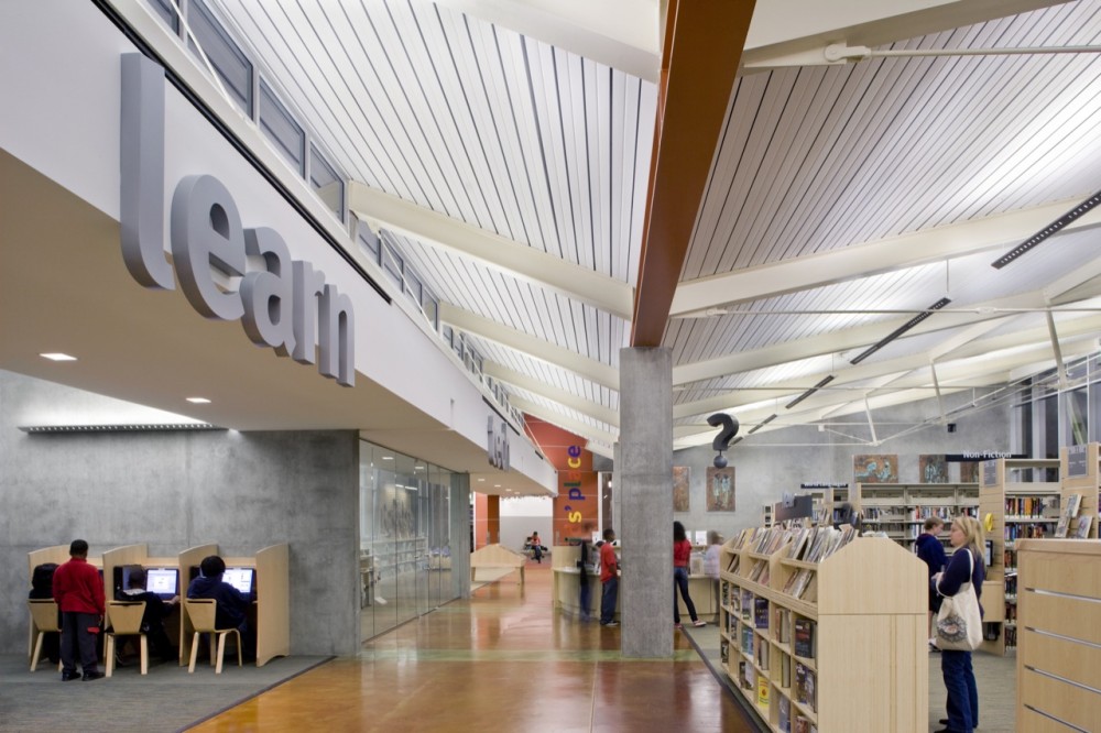 Valley-Hi North Laguna Library / Noll + Tam Architects