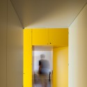 Yellow Apartment Renovation / Pedro Varela & Renata Pinho (61) Yellow Apartment Renovation / Pedro Varela & Renata Pinho (61) © José Campos