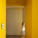 Yellow Apartment Renovation / Pedro Varela & Renata Pinho (37) Yellow Apartment Renovation / Pedro Varela & Renata Pinho (37) © José Campos