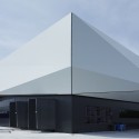 ICRC Logistics Complex / group8 (22) ICRC Logistics Complex / group8 (22) © Régis Golay, FEDERAL STUDIO