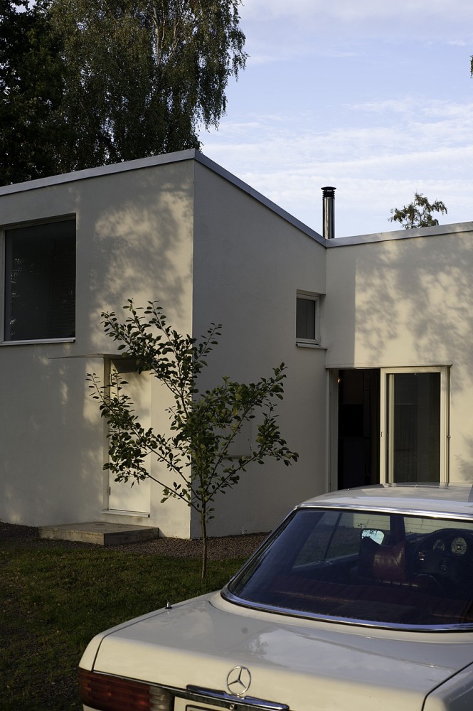 Small Swedish House / DinellJohansson