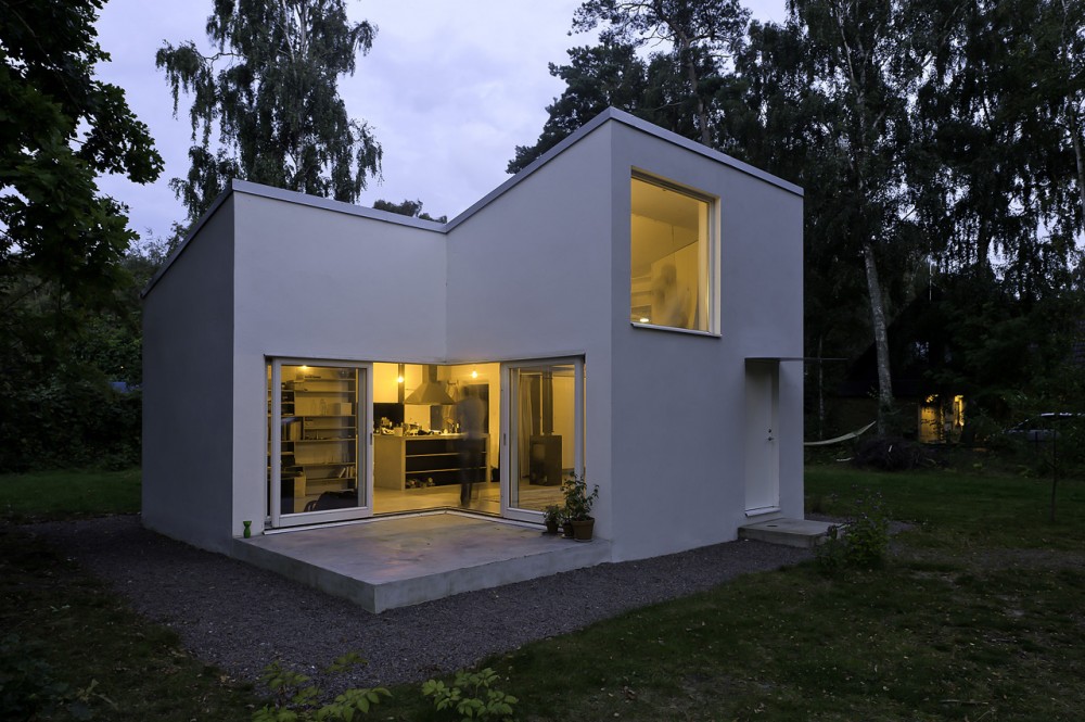 Small Swedish House / DinellJohansson