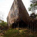 Miguel Rio Branco Gallery / Arquitetos Associados (9)