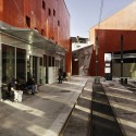 Covered Pedestrian Crossing / Atelier 9.81 (2)