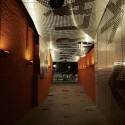 Covered Pedestrian Crossing / Atelier 9.81 (1)