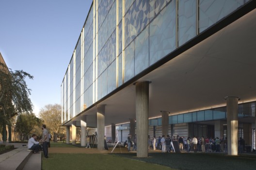 Landscape Design for Brockman Hall for Physics at Rice University / The Office of James Burnett (9)