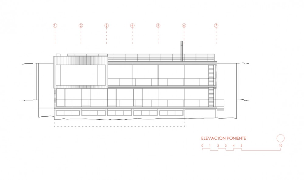 Casa Once Mujeres / Mathias Klotz