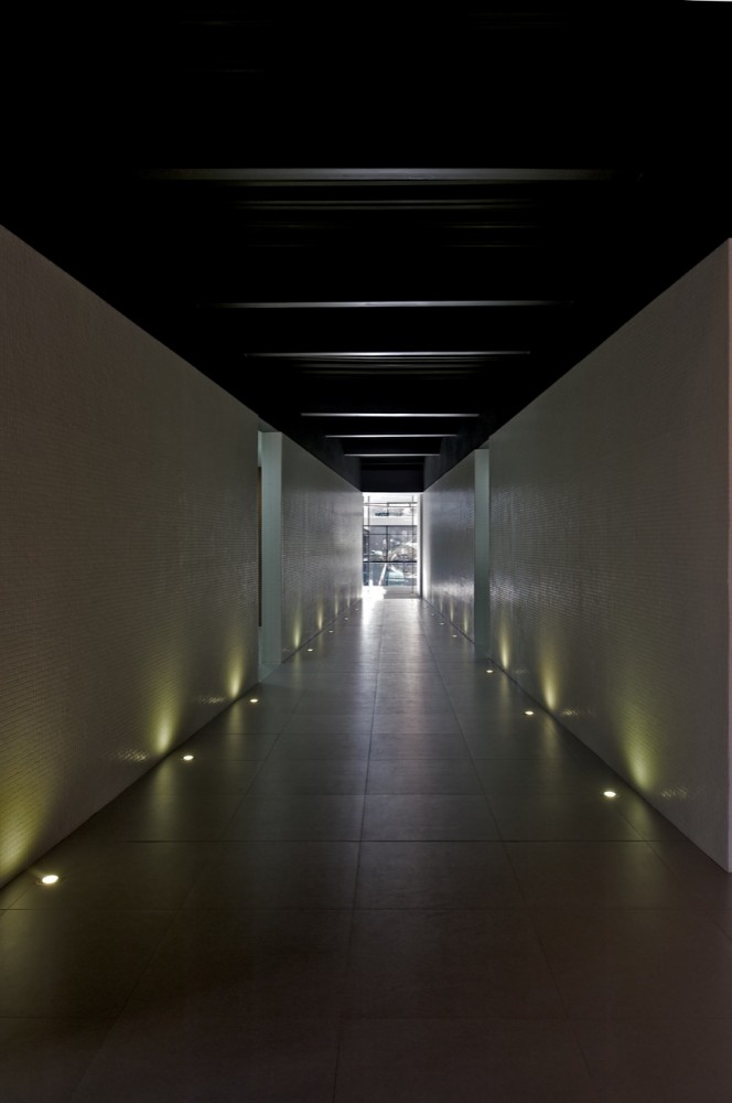 Water Point Aquatic Center / AD11