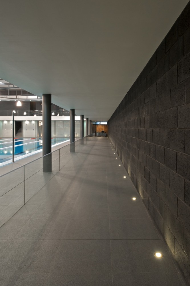 Water Point Aquatic Center / AD11