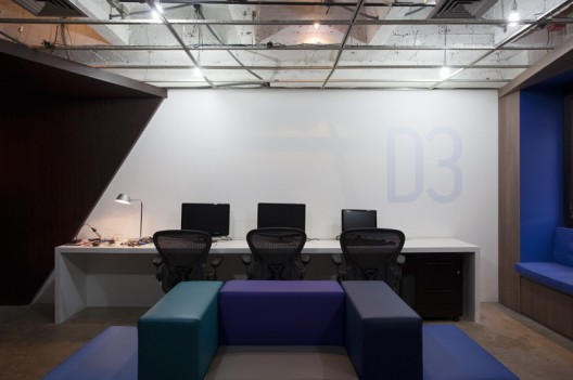 D3 Interactive Environment / Estudio Guto Requena + i|o Design (26)