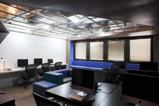 D3 Interactive Environment / Estudio Guto Requena + i|o Design (17)
