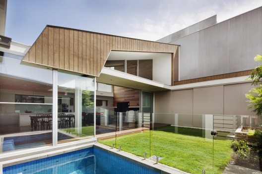 Richmond House 01 / Rachcoff Vella Architecture (13)