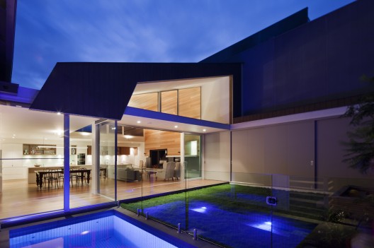 Richmond House 01 / Rachcoff Vella Architecture (6)