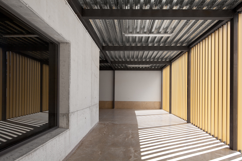 Vergilio Ferreira High School / Atelier Central