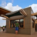 Highlands Park Family Aquatic Center / Meyers + Associates Architecture (3) © Matthew Carbone