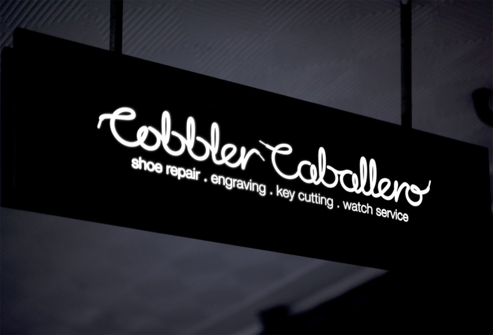 Cobbler Caballero Shop / Stewart Hollenstein