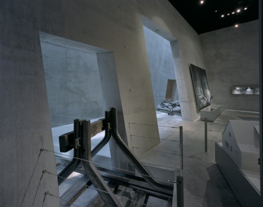 Yad Vashem Holocaust Museum / Safdie Architects (7)