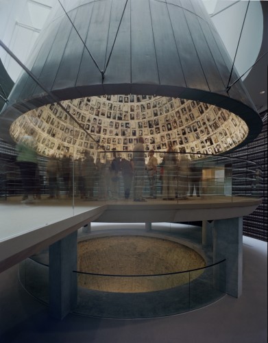 Yad Vashem Holocaust Museum / Safdie Architects (6)