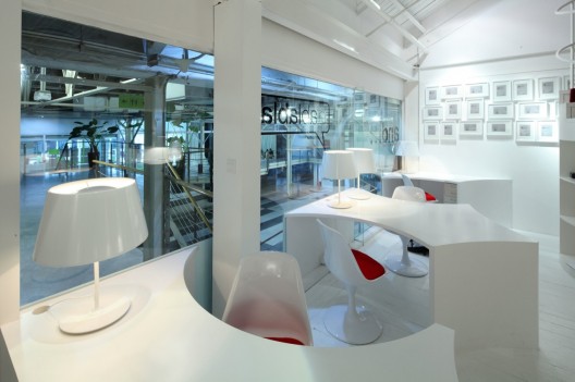 AND-SuperPress-SuperBla Office / Naço Architectures (4)