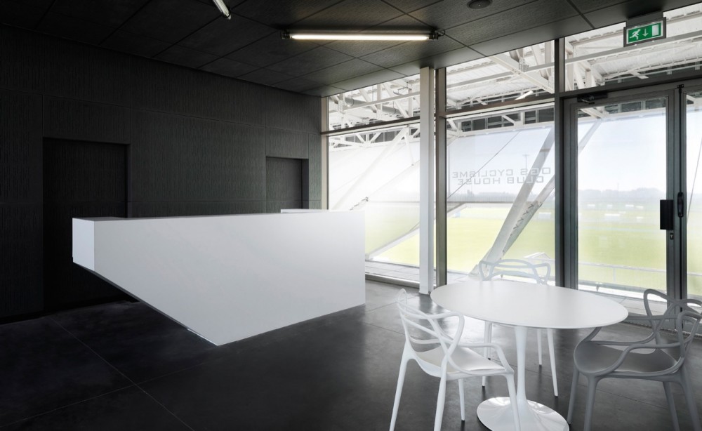 Stadium du Littoral / OLGGA Architects