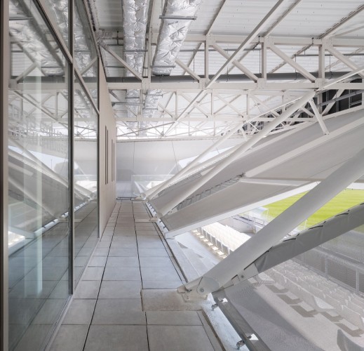 Stadium du Littoral / OLGGA Architects (25)