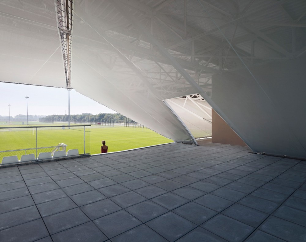 Stadium du Littoral / OLGGA Architects