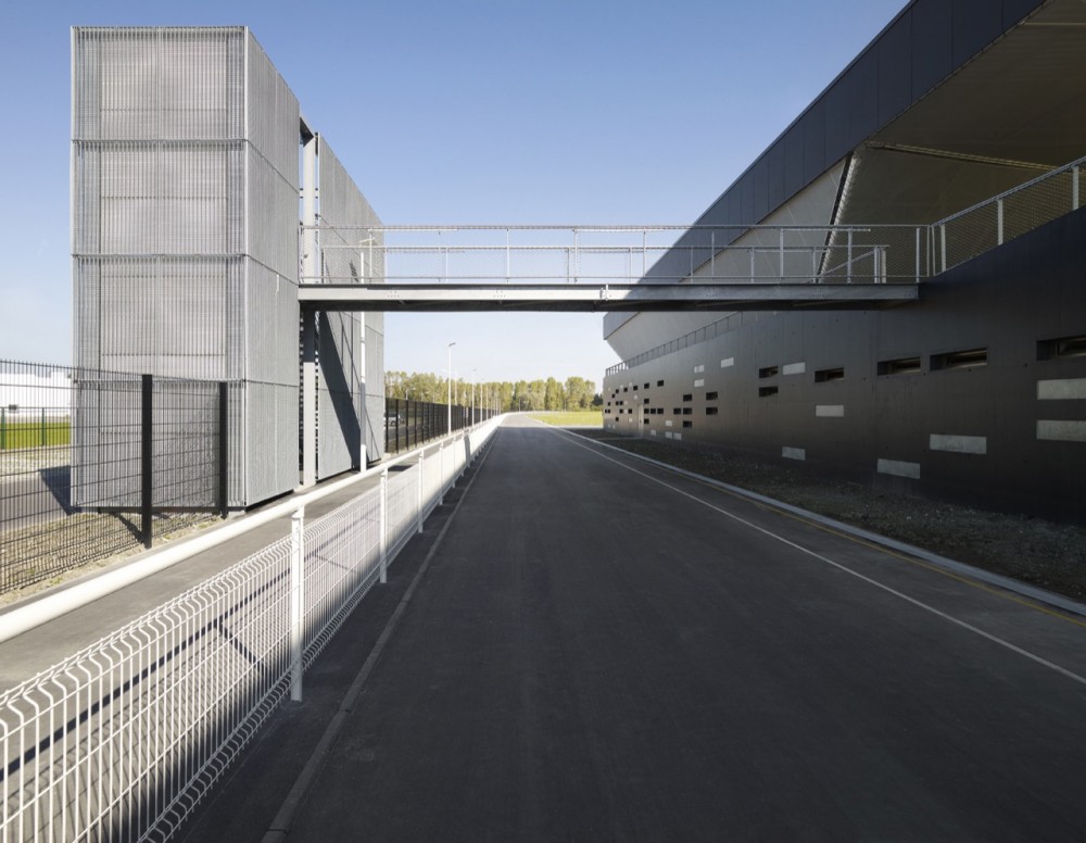 Stadium du Littoral / OLGGA Architects