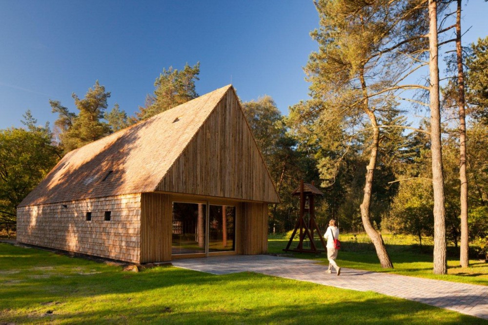 Mennonite Church / FARO Architecten