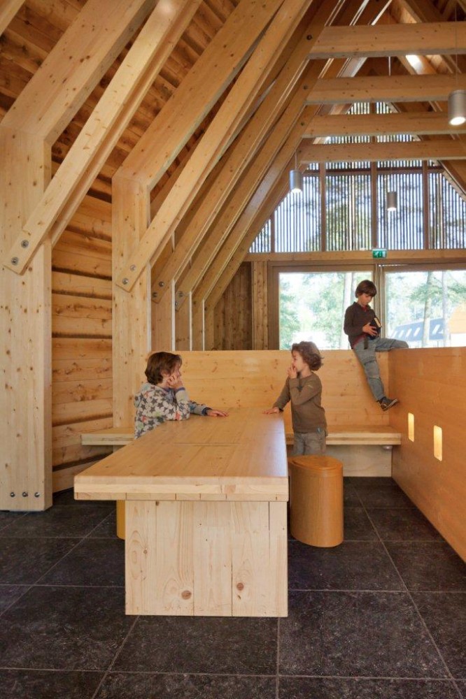 Mennonite Church / FARO Architecten