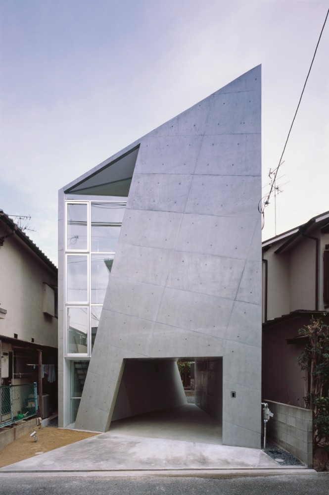 創造多樣化的空間體驗，日本大阪摺疊住宅／Alphaville Architects建築