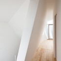 House Folded / Alphaville Architects Courtesy of Alphaville Architects