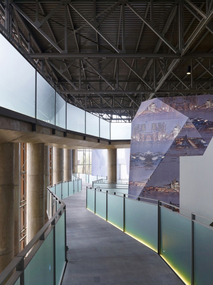 Raif Dinçkök Yalova Cultural Center / Emre Arolat Architects