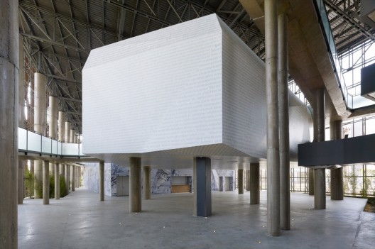 Raif Dinçkök Yalova Cultural Center / Emre Arolat Architects (3)