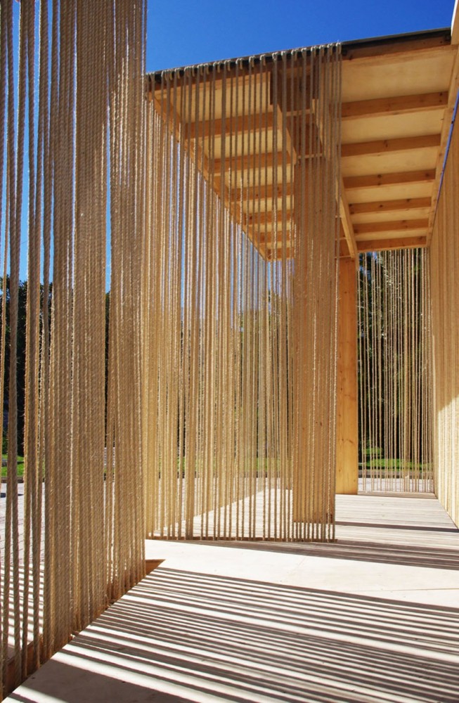Cadiz Temporary Pavilion / Breathnach Donnellan with EASA Participants