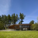 Cornell Plantations Welcome Center / Baird Sampson Neuert Architects (11) Cornell Plantations Welcome Center / Baird Sampson Neuert Architects (11) © Tom Arban