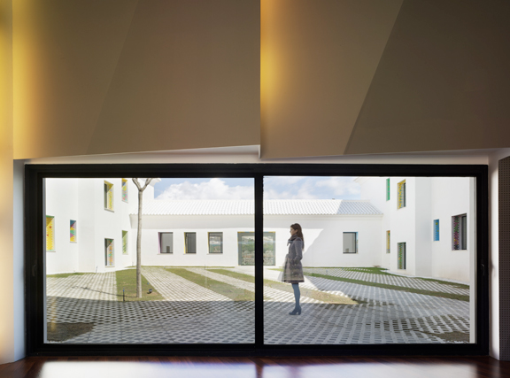 Music Hall in Algueña / Cor & Partners