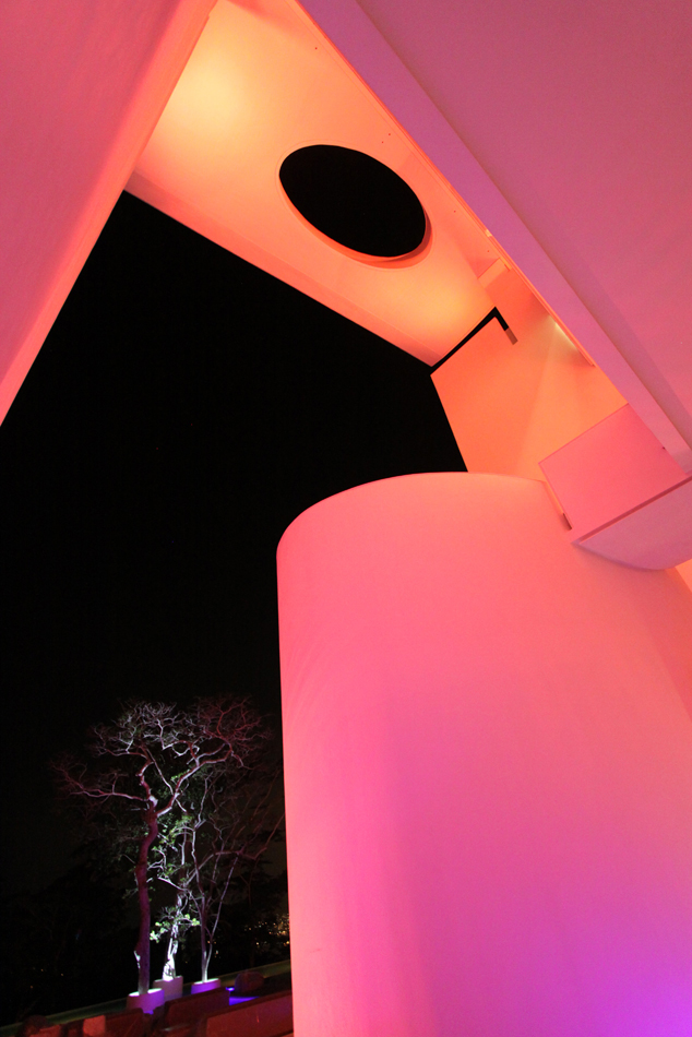 Hotel Encanto Acapulco / Miguel Angel Aragonés