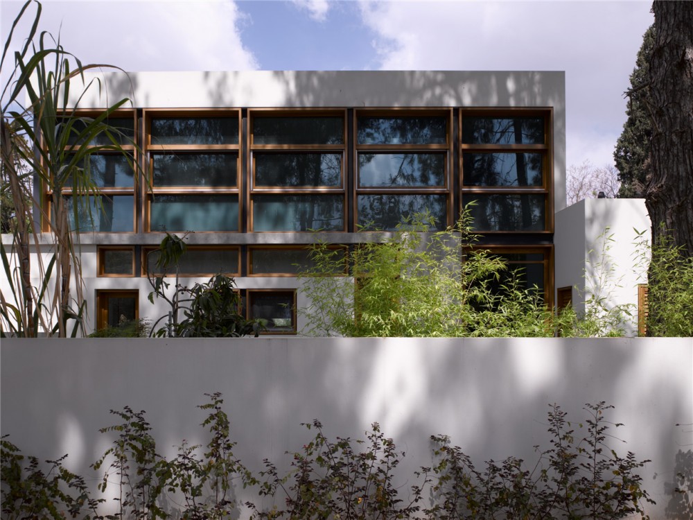 F house / Alroy Hazak architects