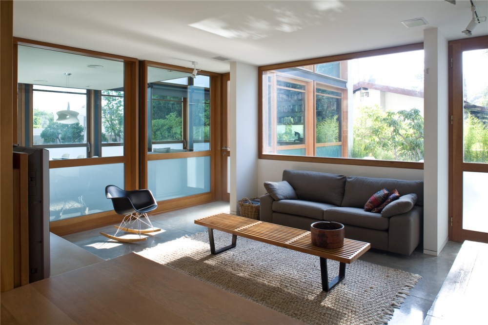 F house / Alroy Hazak architects