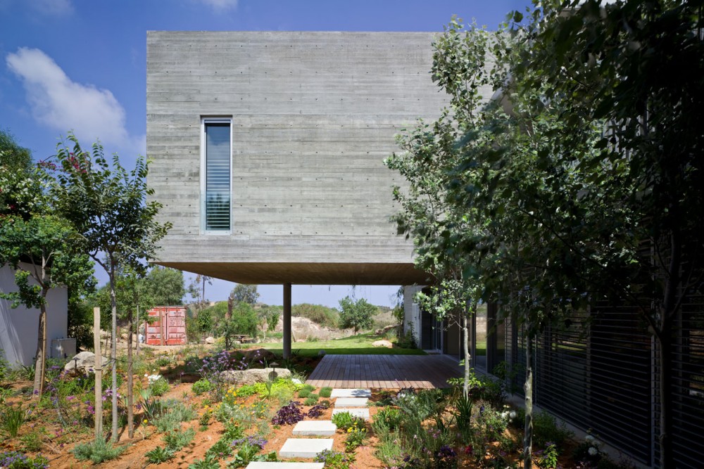 Private House / Weinstein Vaadia Architects