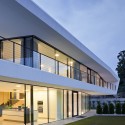 Giacomuzzi Commercial Building / monovolume architecture + design Giacomuzzi Commercial Building / monovolume architecture + design © Simon Constantini