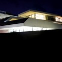 Giacomuzzi Commercial Building / monovolume architecture + design Giacomuzzi Commercial Building / monovolume architecture + design © Simon Constantini