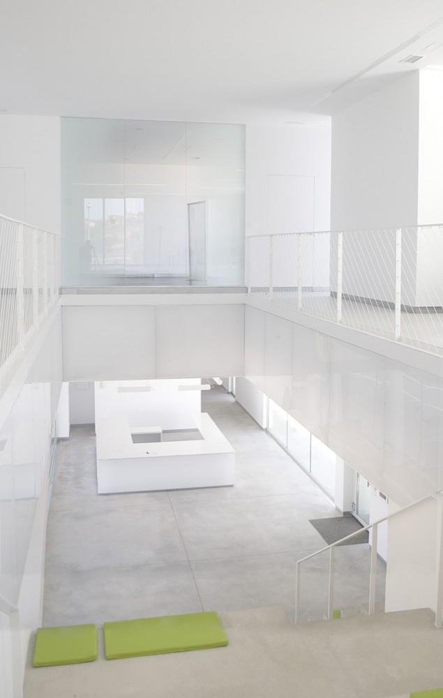 GH Genhelix Biopharmaceutical Facilities / estudioSIC